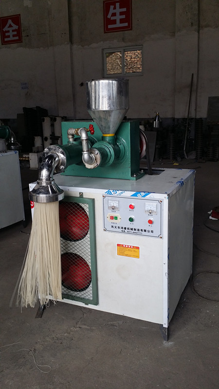 米線廠家那么多,自熟米線機應該怎么選?